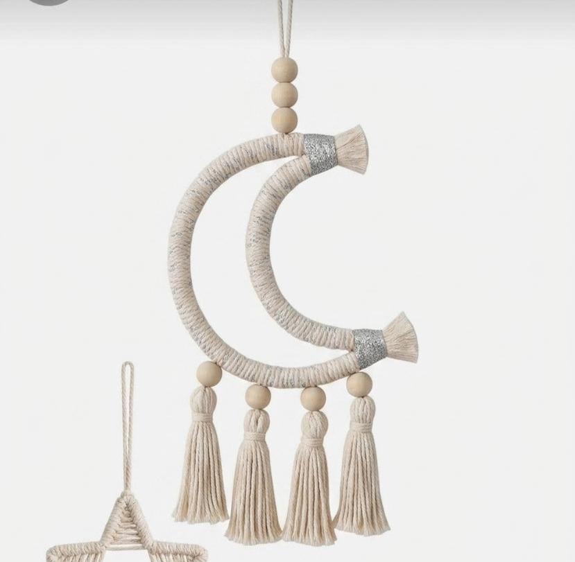 Boho Macramé Crescent Moon Wall Hanging – Handmade Cotton Tassel Decor