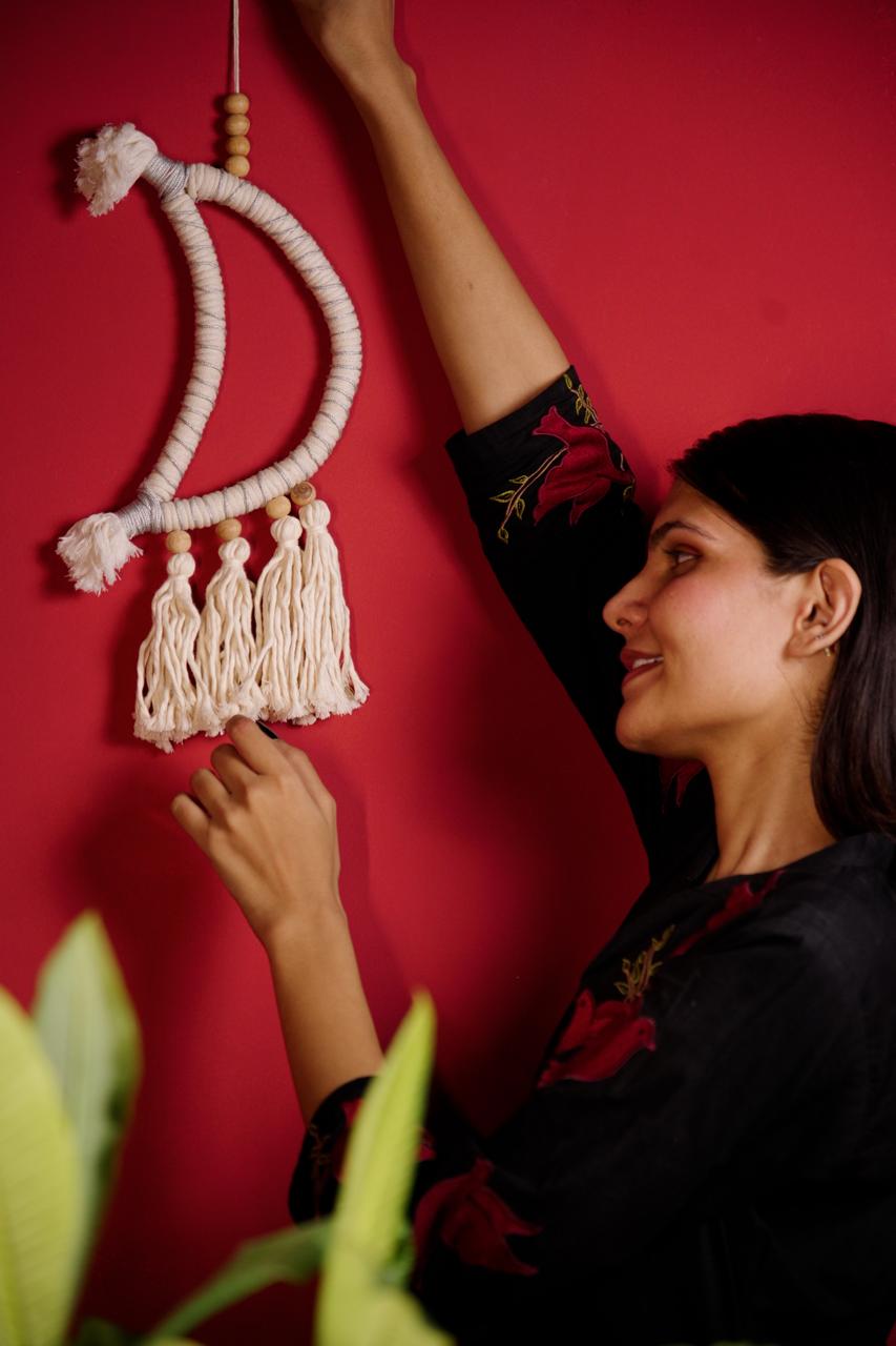 Boho Macramé Crescent Moon Wall Hanging – Handmade Cotton Tassel Decor